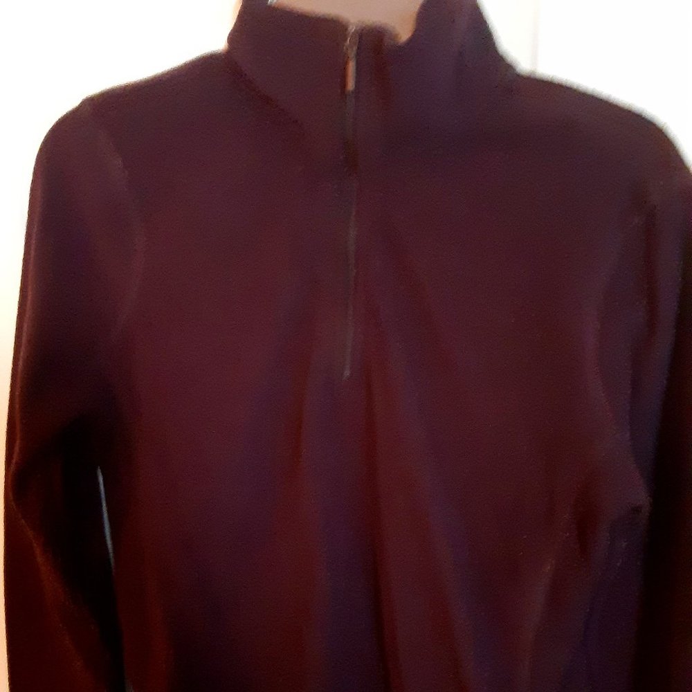 Gap, Medium, Purple